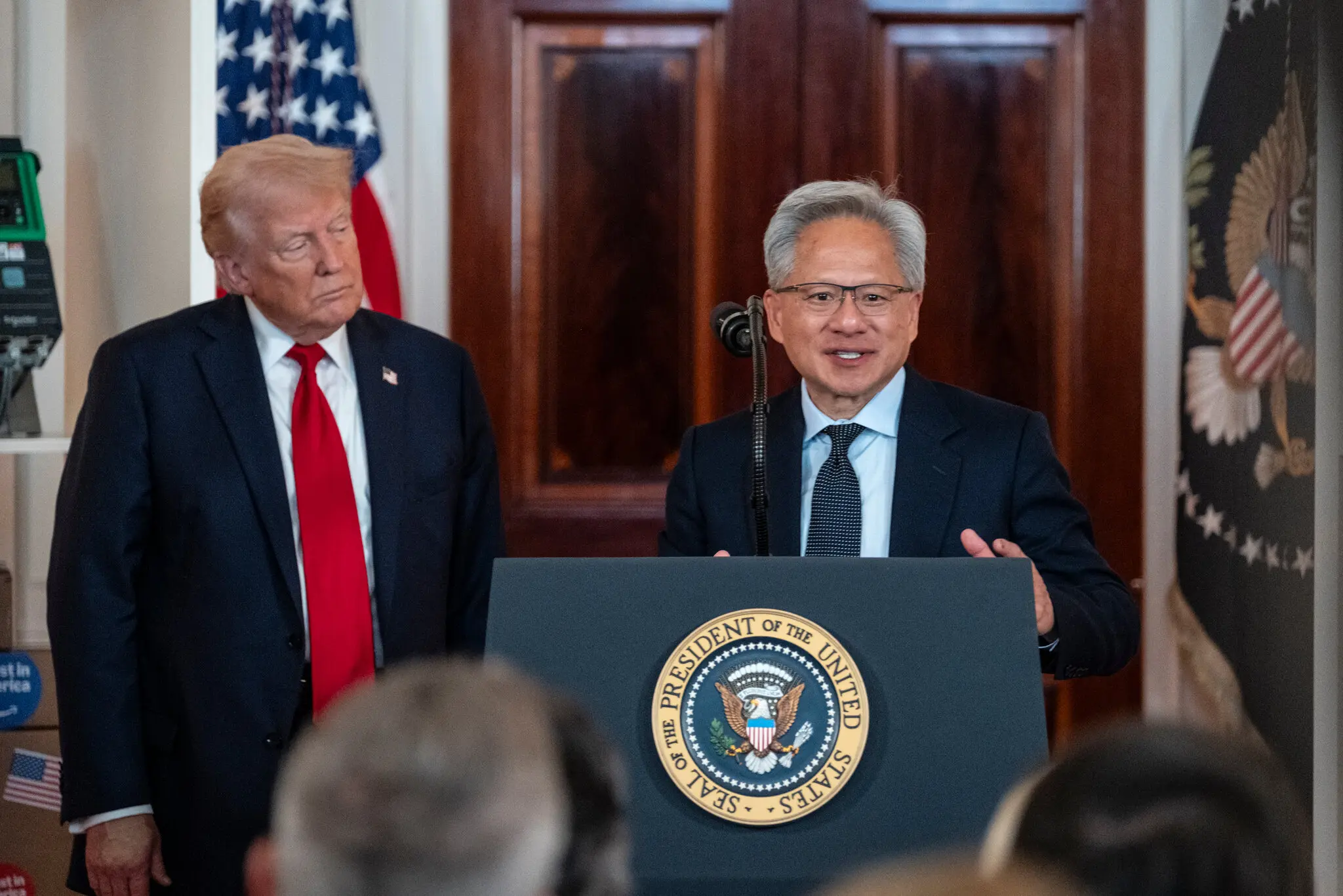 США дозволили Nvidia знову продавати A.I.-чипи до Китаю після тримісячної заборони